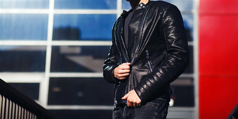 What to wear with a red leather jacket